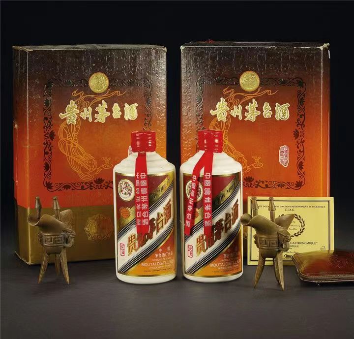 海伦礼盒茅台酒回收